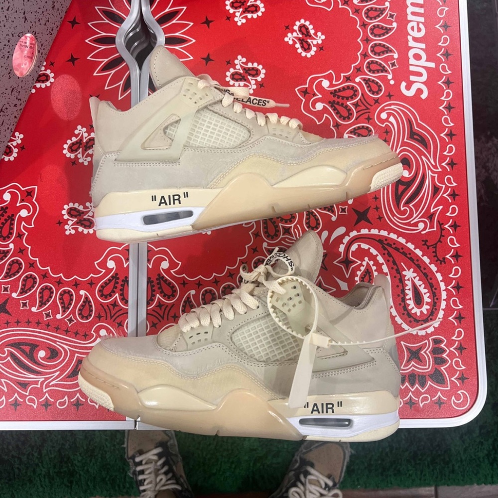 Nike Air Jordan 4 Retro Off-White Sneakers